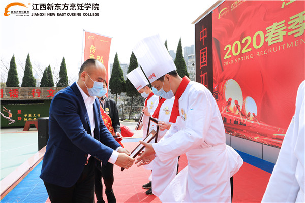 <a href=http://www.8881133.com target=_blank class=infotextkey>�����|����W(xu��)Ժ</a>.jpg