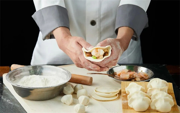 <a href=http://www.8881133.com target=_blank class=infotextkey>江西新東方烹飪學校</a>.jpg