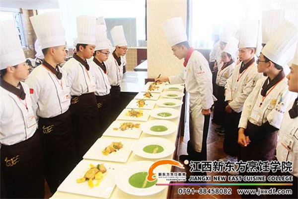 學(xué)廚師就來江西新東方.png