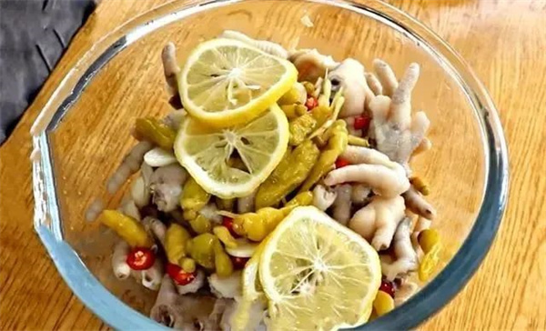 <a href=http://www.8881133.com target=_blank class=infotextkey>江西新東方烹飪學(xué)校</a>.jpg