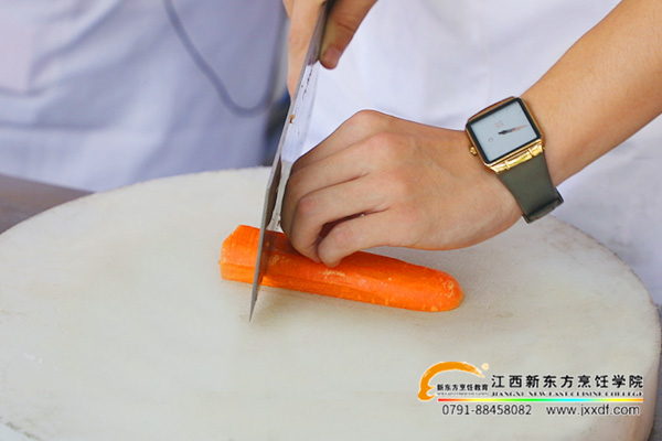 高分學(xué)子學(xué)廚師