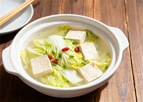 生成發(fā)芽土豆照片 (1).jpg