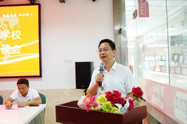 <a href=http://www.8881133.com target=_blank class=infotextkey>江西新東方烹飪學(xué)校</a>.jpg