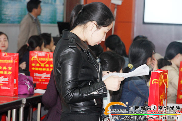 <a href=http://www.8881133.com target=_blank class=infotextkey>江西新東方烹飪學(xué)校</a>.jpg