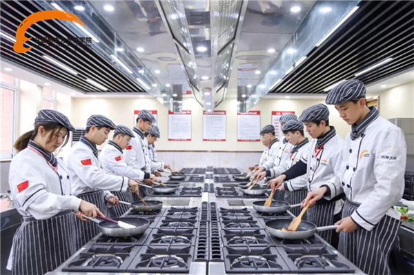 在江西新東方烹飪學(xué)廚好不好.jpg
