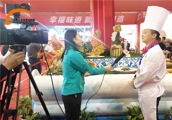 ڶʮЇʳ(ji)ʢ_Ļ<a href=http://www.8881133.com target=_blank class=infotextkey>|WԺ</a>@G.jpg