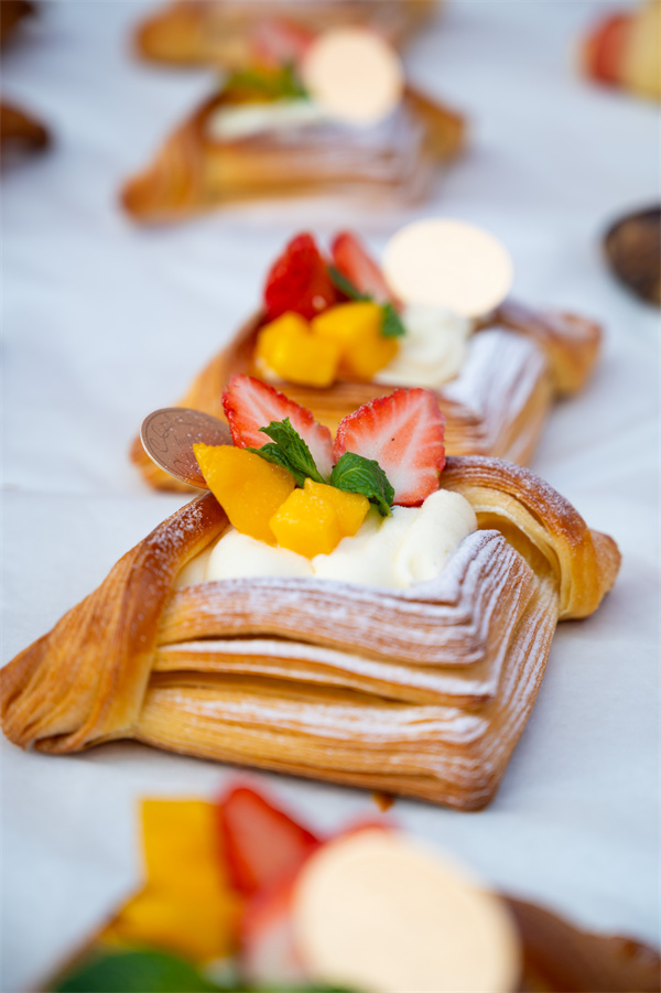 <a href=http://www.8881133.com target=_blank class=infotextkey>江西新東方烹飪學(xué)校</a>西點(diǎn).jpg