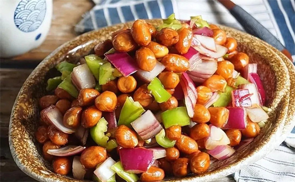 <a href=http://www.8881133.com target=_blank class=infotextkey>江西新東方烹飪學校</a>.jpg