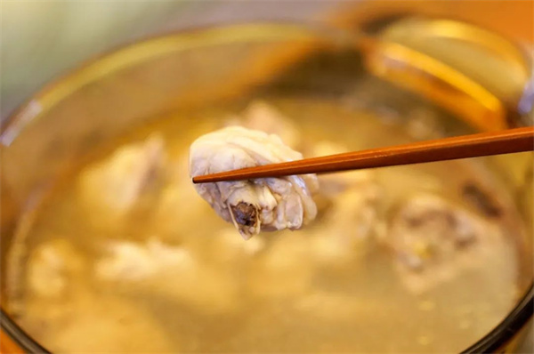 <a href=http://www.8881133.com target=_blank class=infotextkey>江西新東方烹飪學校</a>.jpg