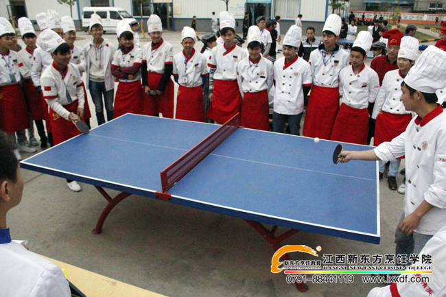 ��ԺС�{(l��n)У�^(q��)�＾�\(y��n)��(d��ng)��(hu��)�����]Ļ