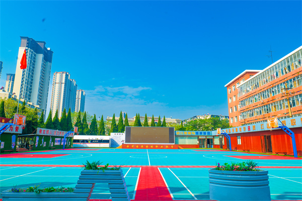 <a href=http://www.8881133.com target=_blank class=infotextkey>江西新東方烹飪學(xué)校</a>.jpg