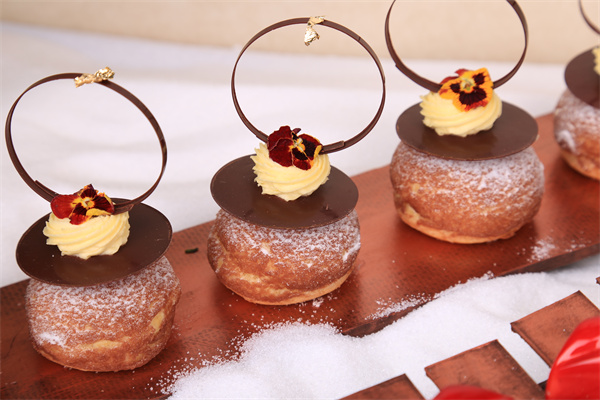 <a href=http://www.8881133.com target=_blank class=infotextkey>江西新東方烹飪學校</a>.jpg