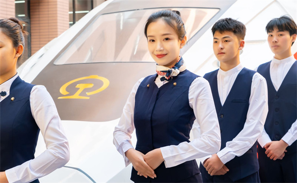 <a href=http://www.8881133.com target=_blank class=infotextkey>江西新東方烹飪學(xué)校</a>.jpg