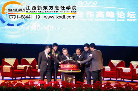 <a href=http://www.8881133.com target=_blank class=infotextkey>江西新東方烹飪學(xué)院</a>就業(yè)十件大事