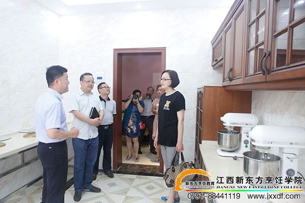 <a href=http://www.8881133.com target=_blank class=infotextkey>江西新東方烹飪學(xué)校</a>.jpg