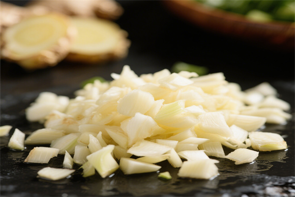 清炒豌豆苗的做法 (4).jpg