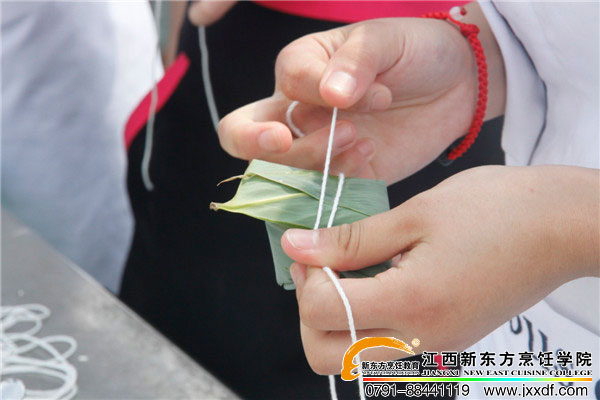 <a href=http://www.8881133.com target=_blank class=infotextkey>江西新東方烹飪學(xué)校</a>.jpg