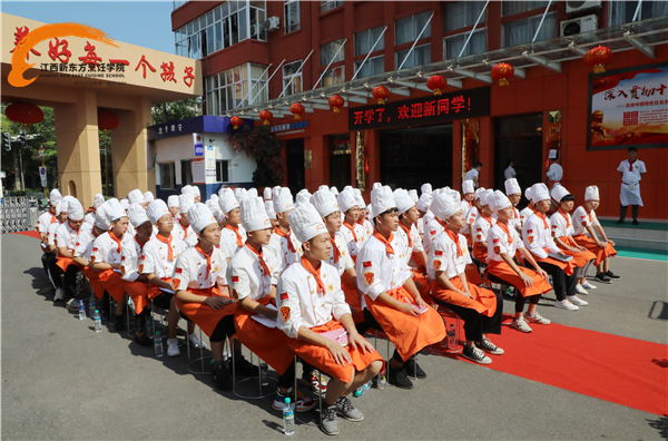 ���MУ�@���W�N��<a href=http://www.8881133.com target=_blank class=infotextkey>�����|����WԺ</a>.jpg