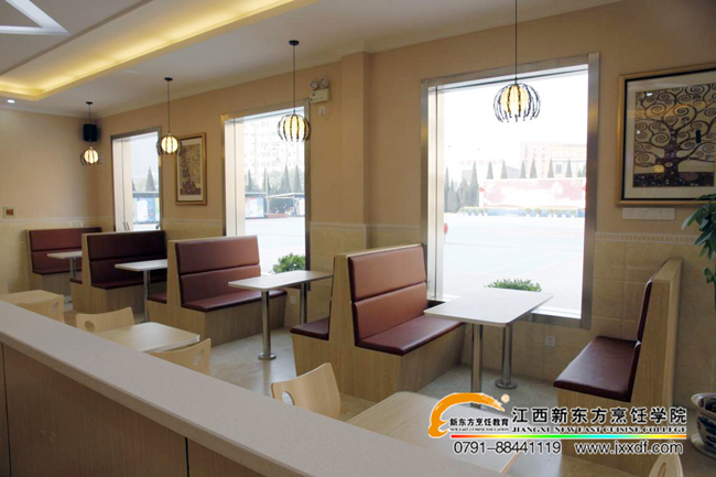 ���쾫ƷУ�@����Ժ��һУ�@�͏d�_(k��i)�I(y��)