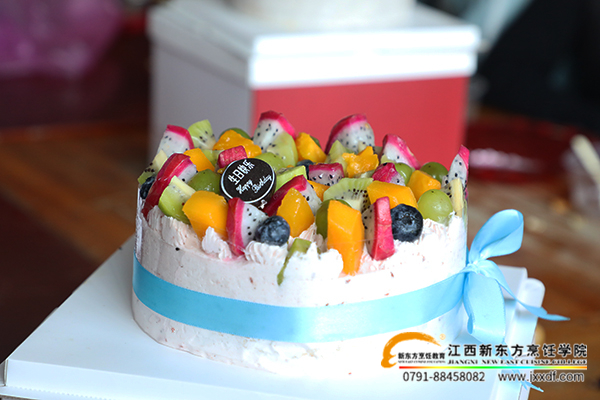 重陽(yáng)節(jié)活動(dòng)走進(jìn)社區(qū) 關(guān)愛老人