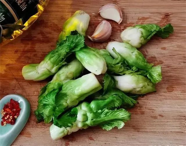 <a href=http://www.8881133.com target=_blank class=infotextkey>江西新東方烹飪學(xué)校</a>.png