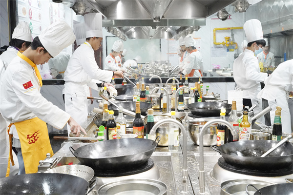 <a href=http://www.8881133.com target=_blank class=infotextkey>江西新東方烹飪學(xué)校</a>.jpg