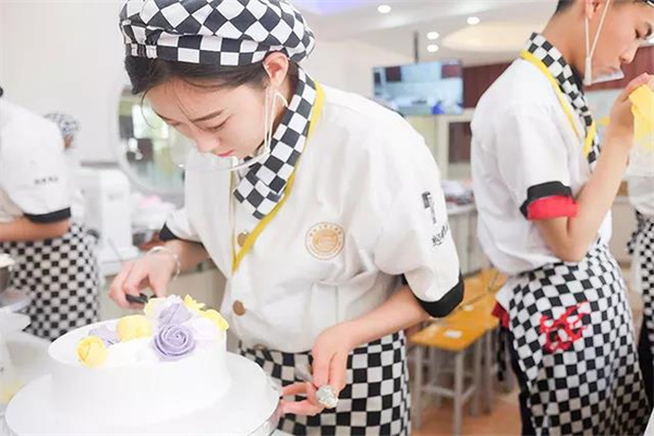 <a href=http://www.8881133.com target=_blank class=infotextkey>�����|����WУ</a>.jpg