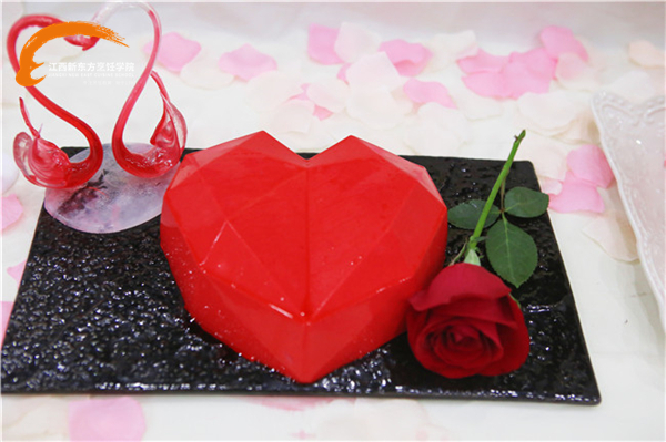 學西點就來<a href=http://www.8881133.com target=_blank class=infotextkey>江西新東方烹飪學院</a>.jpg