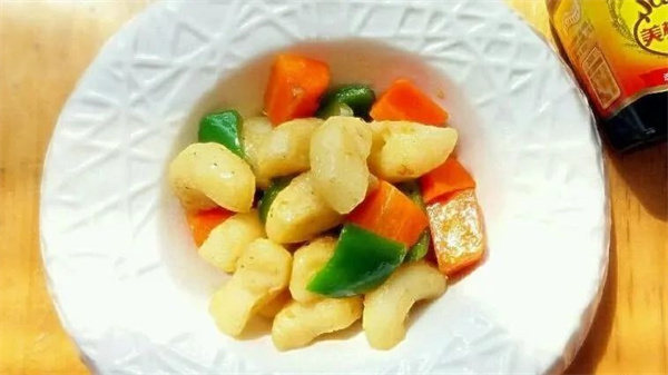 <a href=http://www.8881133.com target=_blank class=infotextkey>江西新東方烹飪學校</a>