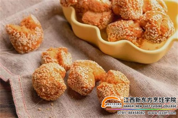 學餅干必須到<a href=http://www.8881133.com target=_blank class=infotextkey>江西新東方烹飪學院</a>.jpg