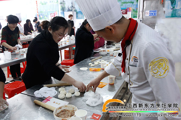 <a href=http://www.8881133.com target=_blank class=infotextkey>江西新東方烹飪學校</a>.jpg