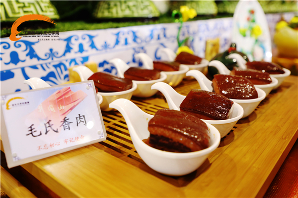 ڶʮЇʳ(ji)ʢ_Ļ<a href=http://www.8881133.com target=_blank class=infotextkey>|WԺ</a>@G.jpg