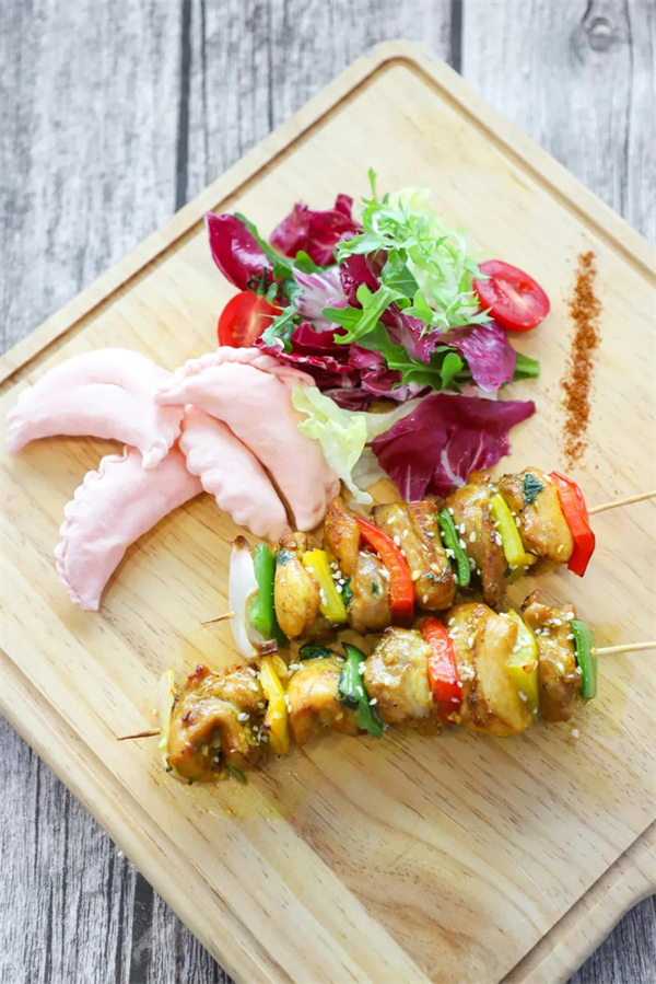 <a href=http://www.8881133.com target=_blank class=infotextkey>江西新東方烹飪學(xué)校</a>.jpg