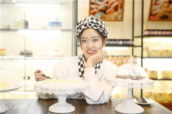 <a href=http://www.8881133.com target=_blank class=infotextkey>江西新東方烹飪學(xué)校</a>.jpg