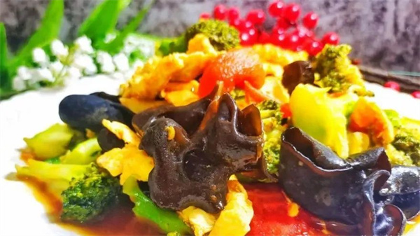 <a href=http://www.8881133.com target=_blank class=infotextkey>江西新東方烹飪學(xué)校</a>.jpg