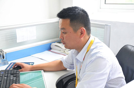 <a href=http://www.8881133.com target=_blank class=infotextkey>�����|����WУ</a>.jpg