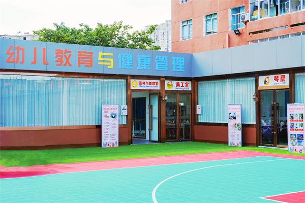 <a href=http://www.8881133.com target=_blank class=infotextkey>江西新東方烹飪學(xué)校</a>.jpg