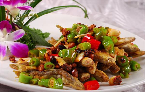 <a href=http://www.8881133.com target=_blank class=infotextkey>江西新東方烹飪學(xué)校</a>.jpg