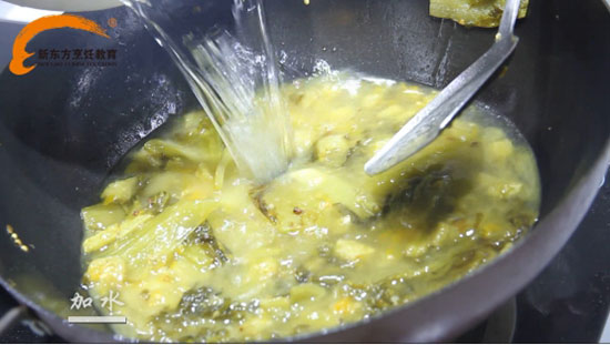 <a href=http://www.8881133.com target=_blank class=infotextkey><a href=http://www.8881133.com target=_blank class=infotextkey>江西新東方烹飪學(xué)校</a></a>.jpg