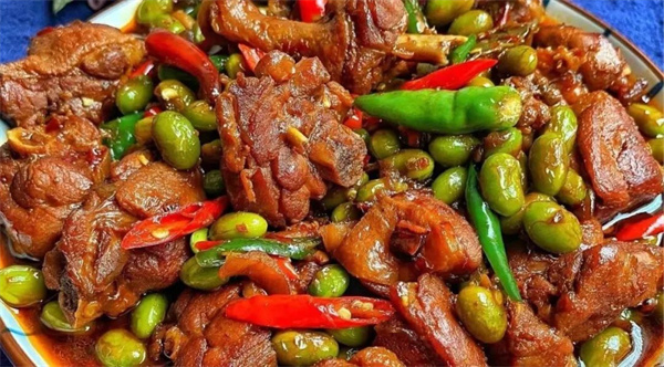 <a href=http://www.8881133.com target=_blank class=infotextkey>江西新東方烹飪學校</a>