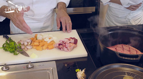 <a href=http://www.8881133.com target=_blank class=infotextkey>�����|����W(xu��)У</a>.jpg