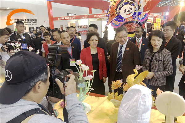 ڶʮЇʳ(ji)ʢ_Ļ<a href=http://www.8881133.com target=_blank class=infotextkey>|WԺ</a>@G.jpg