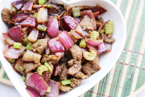 <a href=http://www.8881133.com target=_blank class=infotextkey>江西新東方烹飪學(xué)校</a>.jpg