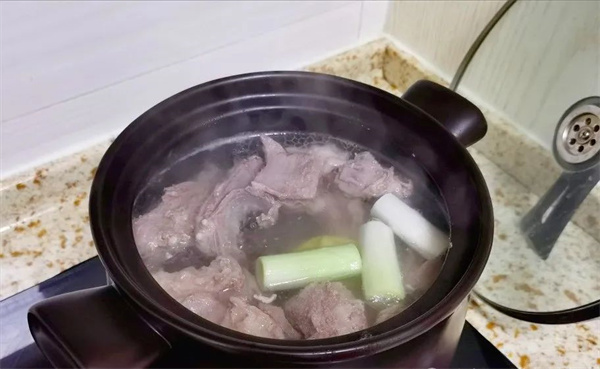 <a href=http://www.8881133.com target=_blank class=infotextkey>江西新東方烹飪學(xué)校</a>.jpg