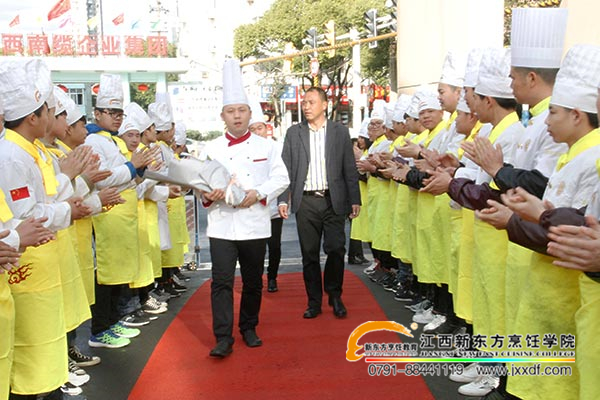 名廚蒞臨我院親授廚藝