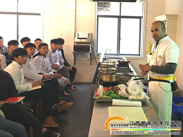 <a href=http://www.8881133.com target=_blank class=infotextkey>江西新東方烹飪學(xué)校</a>.jpg