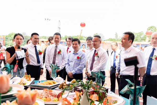 <a href=http://www.8881133.com target=_blank class=infotextkey>江西新東方烹飪學(xué)校</a>.jpg