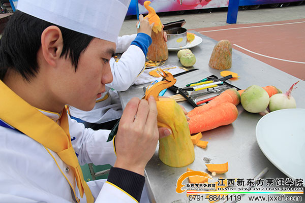 <a href=http://www.8881133.com target=_blank class=infotextkey>江西新東方烹飪學(xué)校</a>.jpg