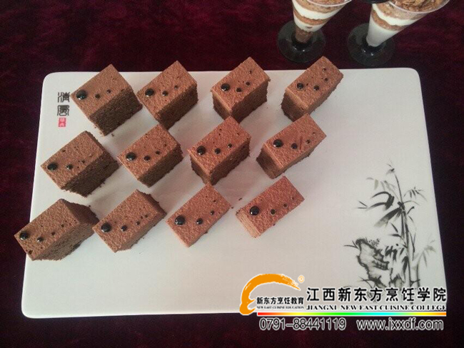 �����������챼�ܰ������c(di��n)8��