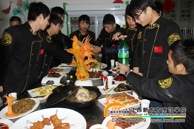 ��ɫ�̌W(xu��)���옷�W(xu��)�N�� �p�ɌW(xu��)����